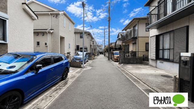 全１棟現　並列で楽々、駐車場３台分 その他