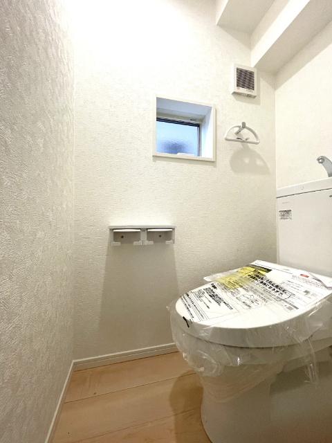 嬉しい温水暖房便座のトイレです