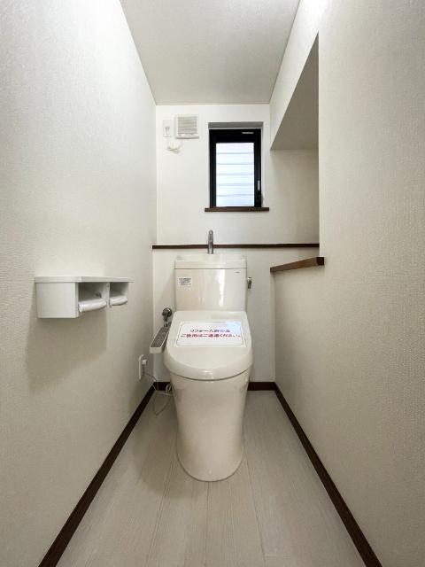 嬉しい温水暖房便座のトイレです