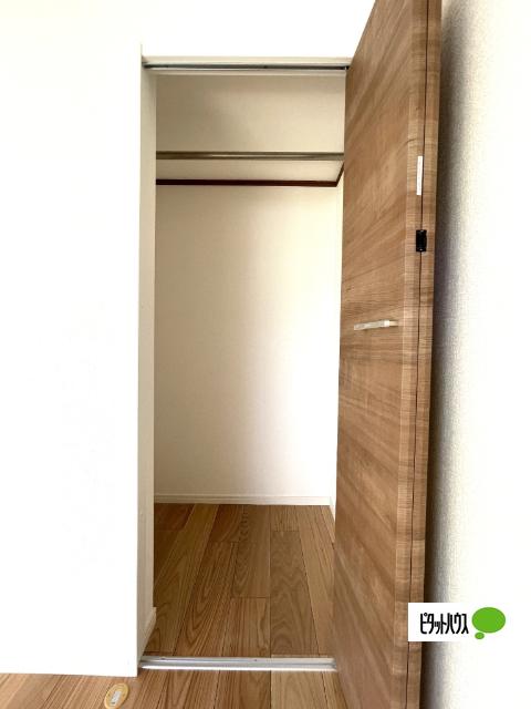 市川市欠真間２丁目　中古戸建 収納