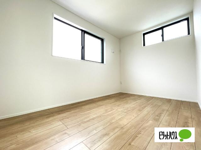 全１棟現場　　冬でも足元ポカポカの床暖房 その他部屋・スペース
