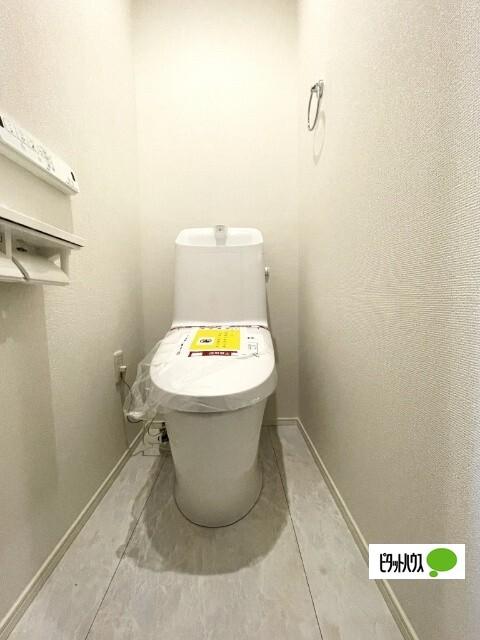 全１棟現場　冬でも足元ポカポカの床暖房 トイレ
