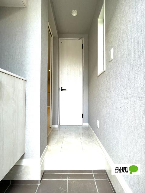 全１棟現場　家事の時短の嬉しい食洗機付き 玄関
