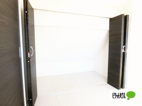 全２棟／２号棟　冷暖房の効率ＵＰのペアガラス 収納