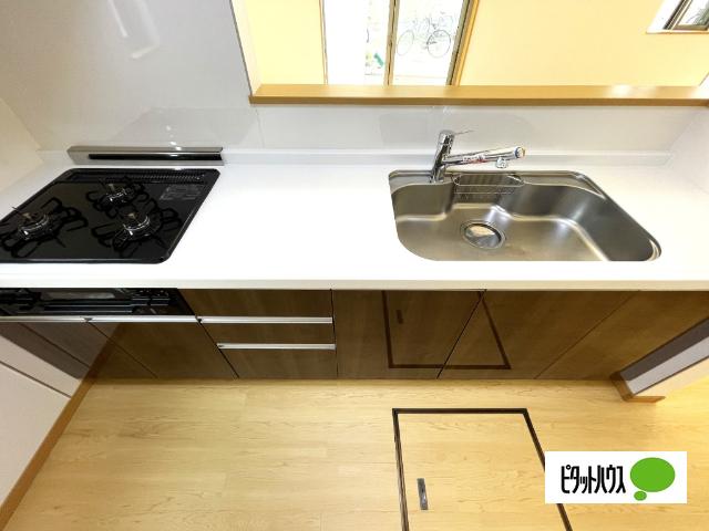 松戸市古ケ崎３丁目　中古戸建 キッチン