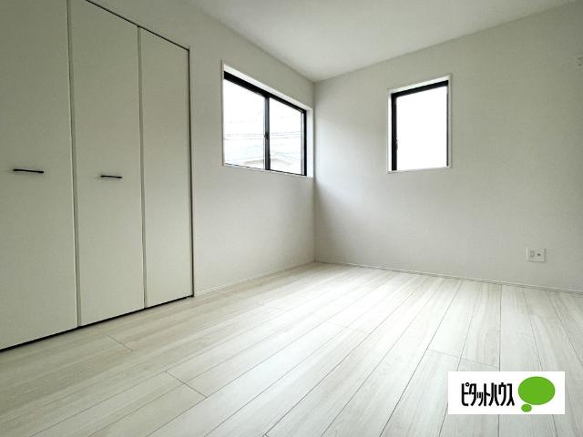 全３棟／３号棟　前面道路広々の１２m その他部屋・スペース