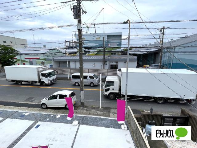 全３棟／３号棟　前面道路広々の１２m 眺望