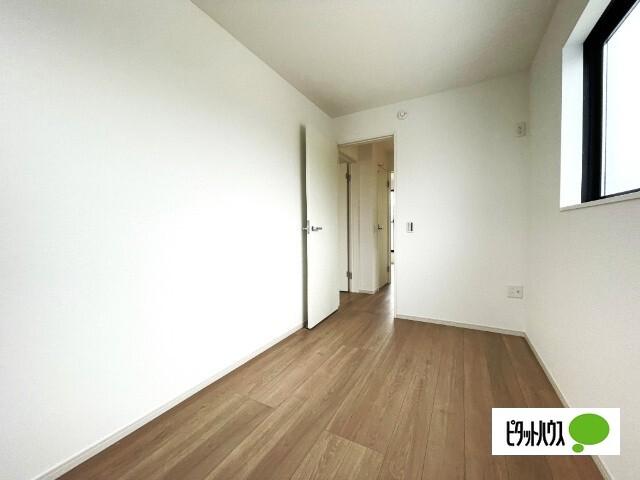 全１棟現場　キッチン横に嬉しいパントリー付き その他部屋・スペース