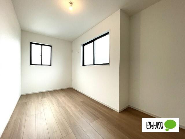 全１棟現場　キッチン横に嬉しいパントリー付き その他部屋・スペース