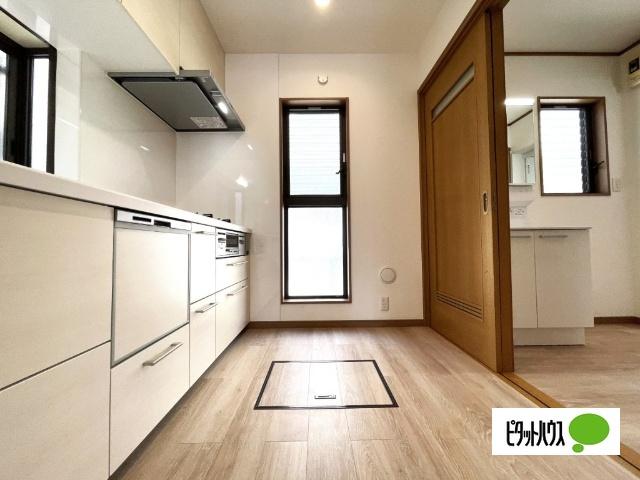 鎌ケ谷市東道野辺５丁目　中古戸建 キッチン