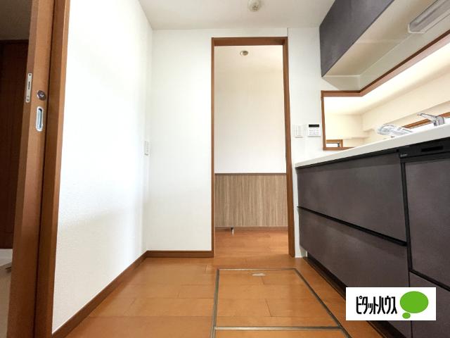 クレストフォルム市川南アクアビュー キッチン