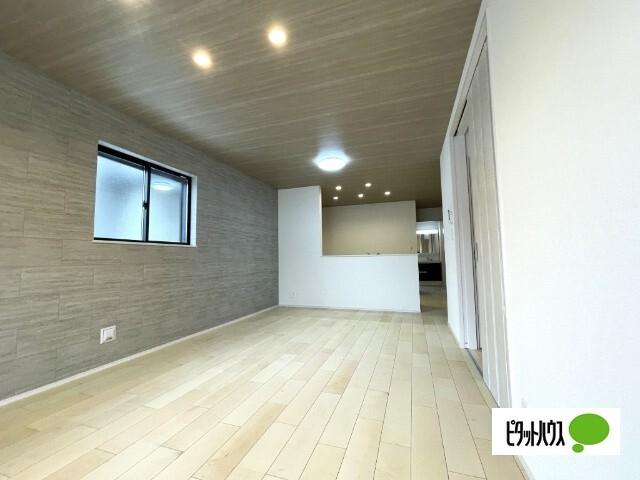 全２棟／Ａ号棟　ＺＥＨ水準の省エネ住宅 リビング