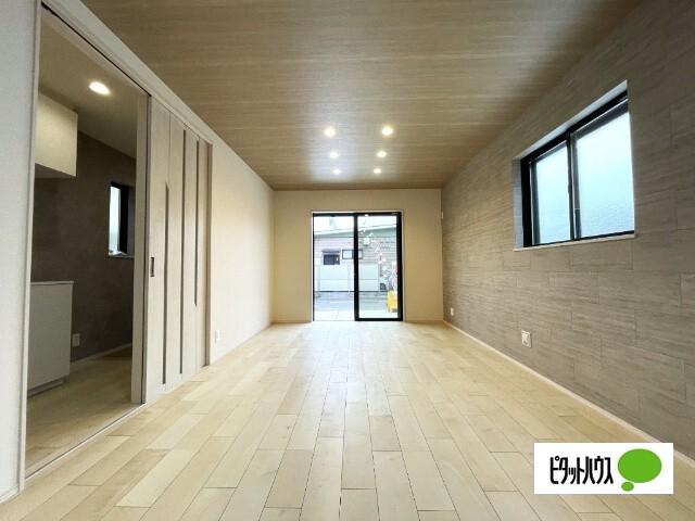 全２棟／Ａ号棟　ＺＥＨ水準の省エネ住宅 リビング