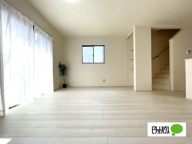 全１棟現場　ＺＥＨ水準の省エネ住宅 リビング