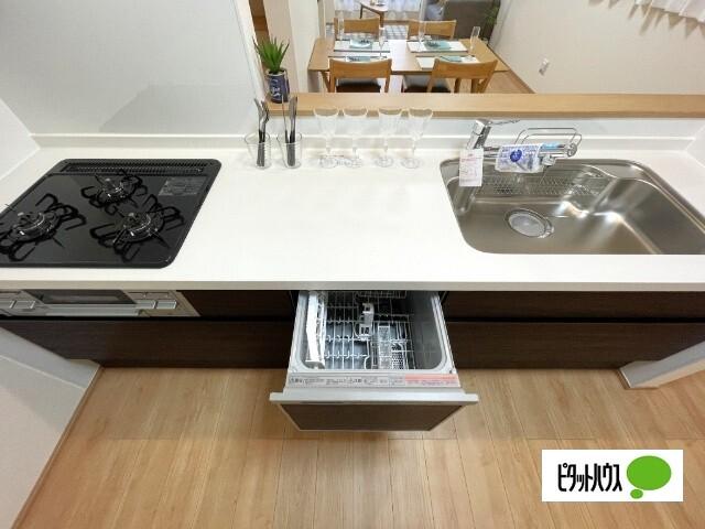 全２棟／１号棟　家事の時短の嬉しい食洗機付き キッチン