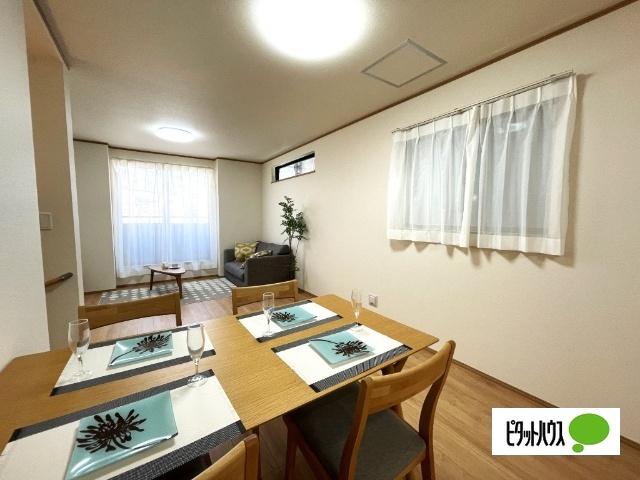 全２棟／１号棟　家事の時短の嬉しい食洗機付き リビング