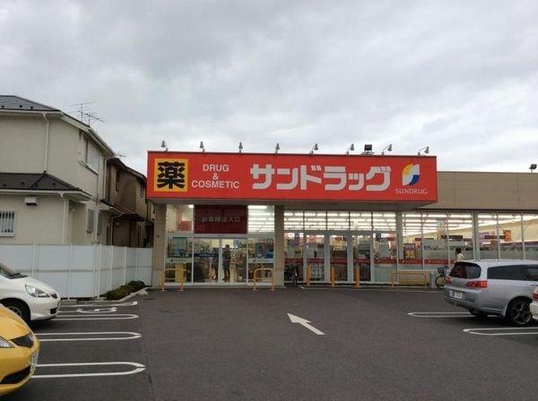 ドラックストア