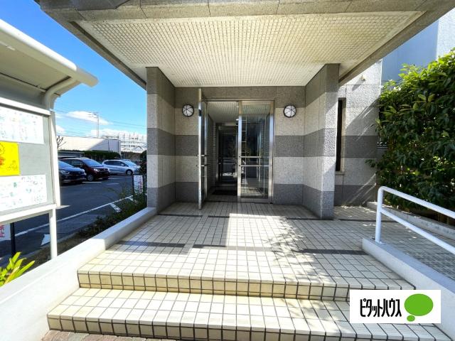 原木中山ファミールハイツ２号館 物件画像