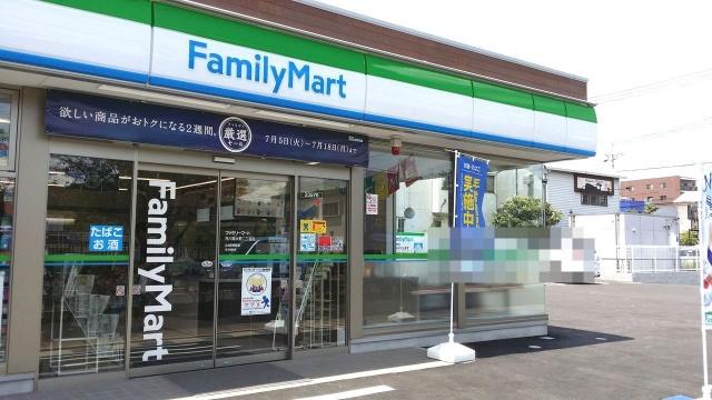 コンビニ
