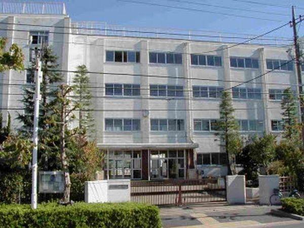 中学校