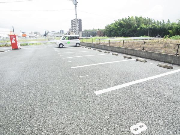 イクスピアリ菊陽（0202） 駐車場