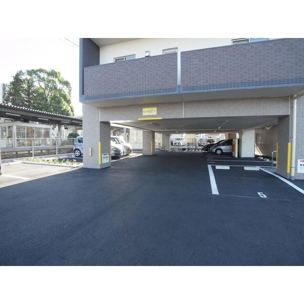 アークアベニュー光の森駅前（202） 駐車場