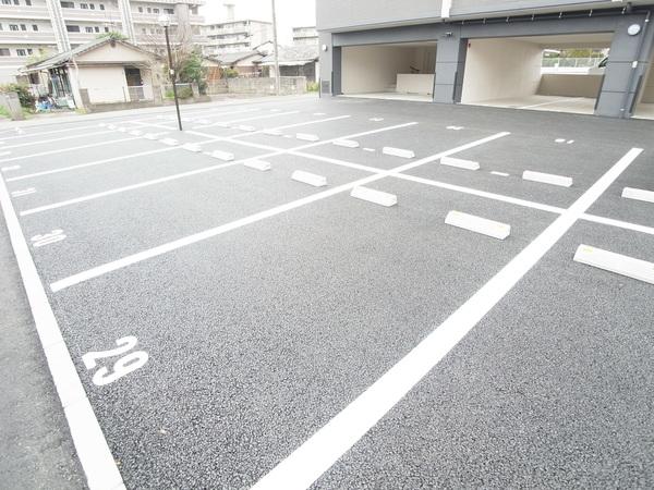 プリマベラ　デ　尾ノ上（0902） 駐車場