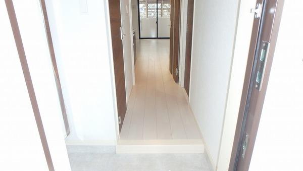 tamukae six（302） 玄関