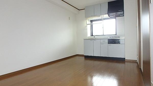 熊本市西区二本木マンション リビング