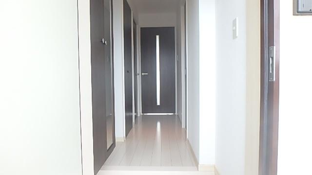 クィーンズくまなん（0501） 玄関
