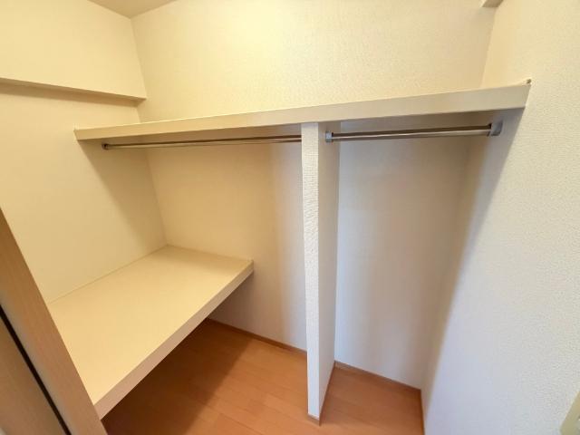 エレガンス光の森（0303） 収納