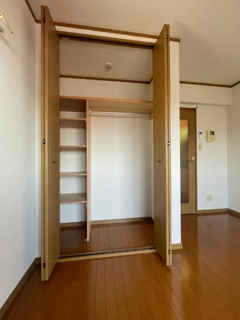 アロッジオ尾ノ上 収納