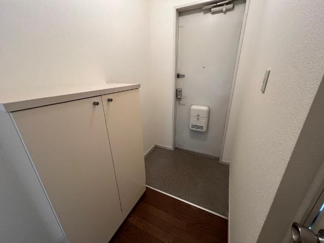 イーストコート壱番館（202） 玄関