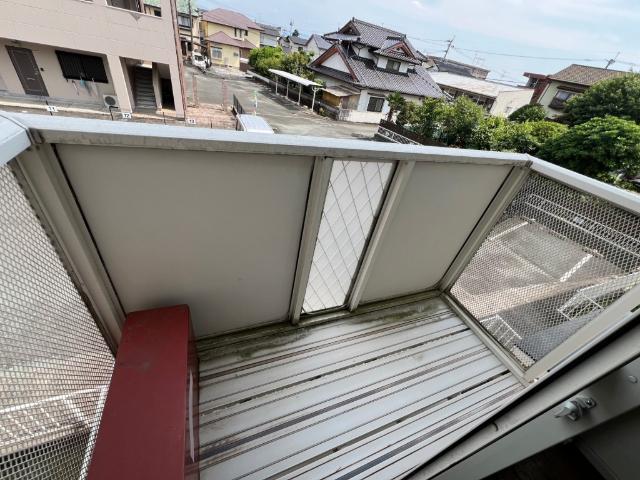 イーストコート壱番館（202） バルコニー