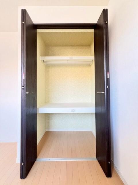 ストーリア小山Ⅰ（204） 収納