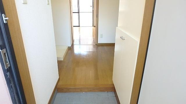 グラスリード（405） 玄関
