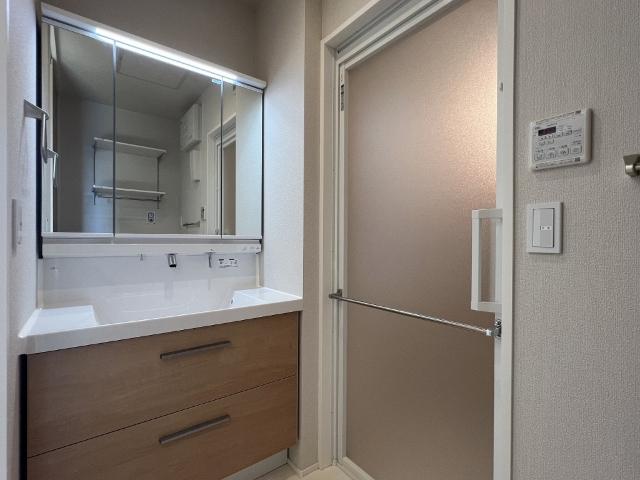 Ｍａｉｓｏｎ　ｄｅ　Ａｓｈｌｅｙ（A0404） 洗面