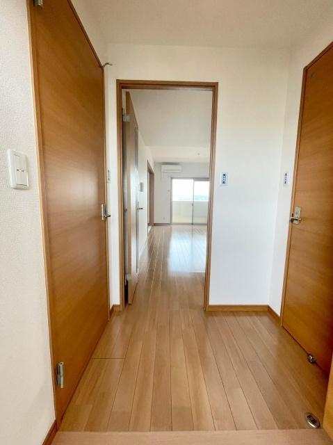 プリマローザ（402） 玄関