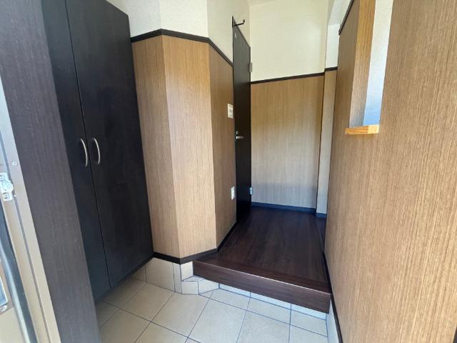 熊本市西区島崎一戸建 玄関