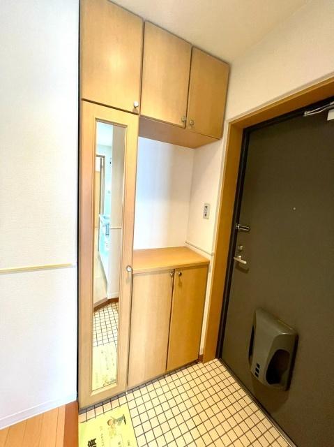 ﾗｲｽﾞ平成東参番館 玄関