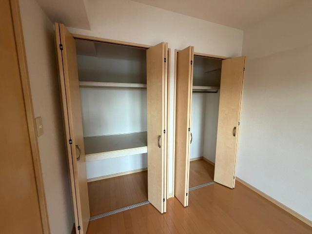 エレガンス壱番館（0503） 収納