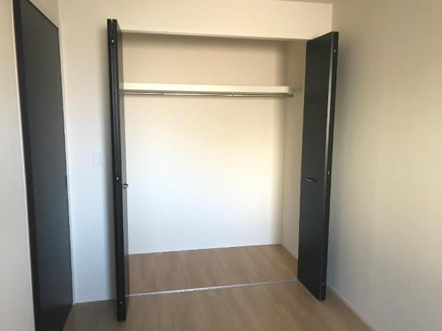 エスト八王寺 収納