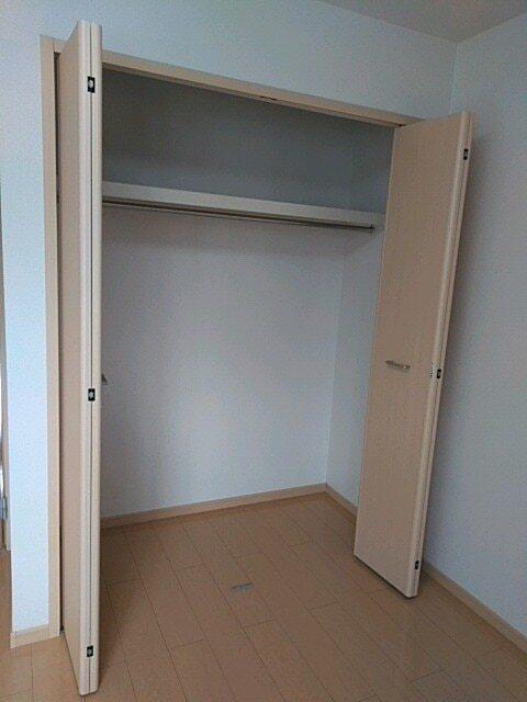 サザンクロス（203） 収納