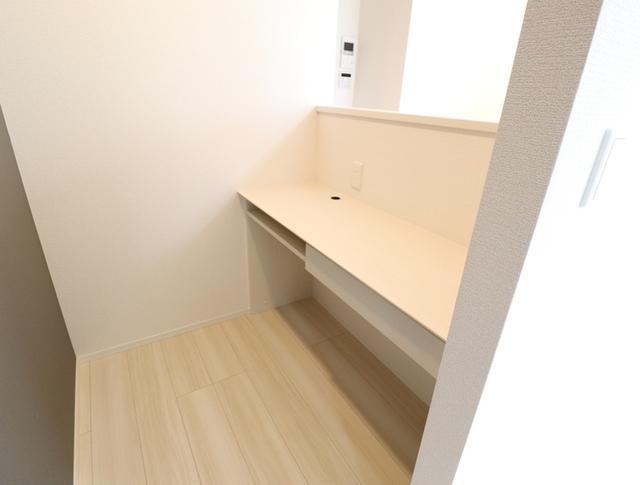 アルバルーチェ黒髪（101） 部屋画像