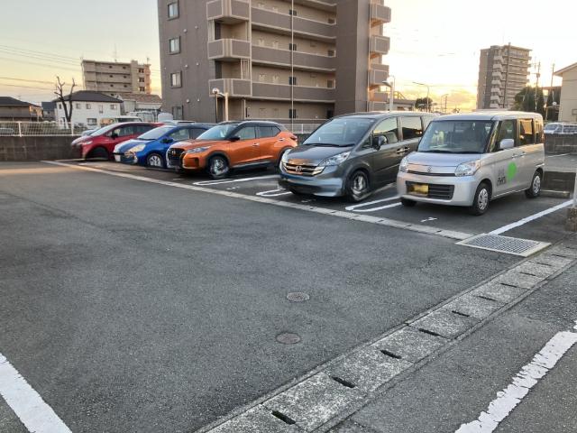 コスモスハウス菊陽（305） 駐車場