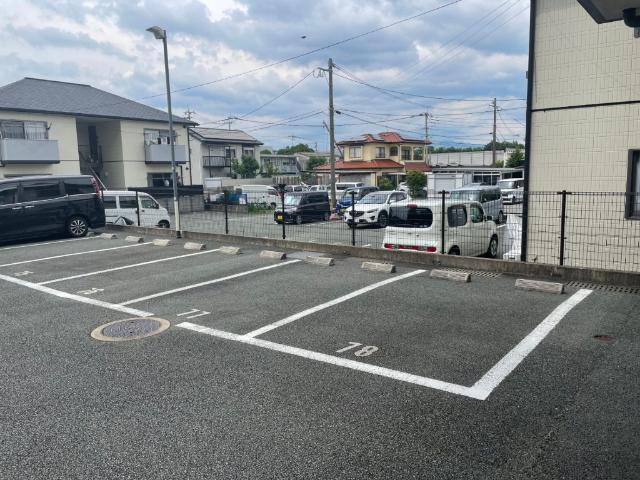 パレスト光の森ソラリス（103） 駐車場