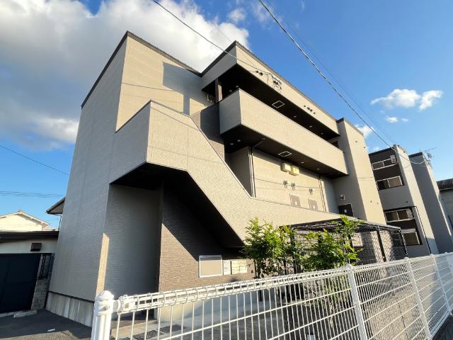 段山町駅より徒歩4分 築8年7ヶ月 2階建の賃貸物件
