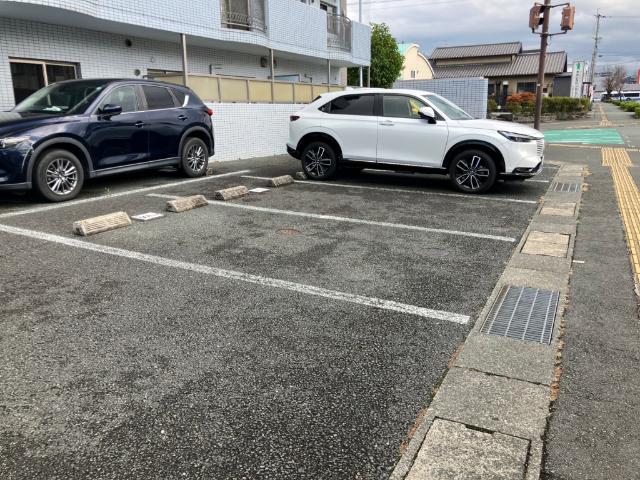 アクアクロス光の森（503） 駐車場