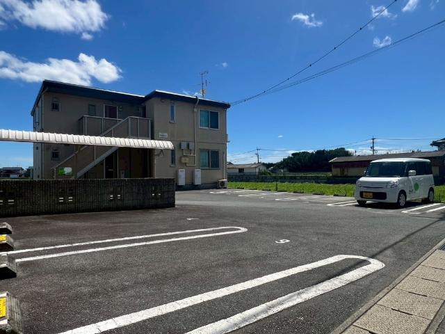 プレミアコートI（103） 駐車場