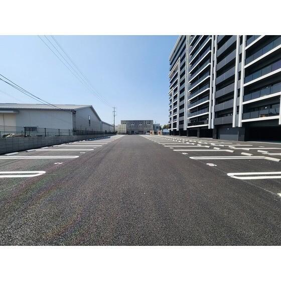 LIBTH菊陽Ⅱ（1307） 駐車場